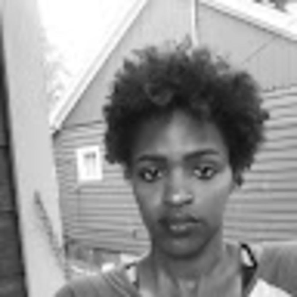 Meet your Posher, Latoyua